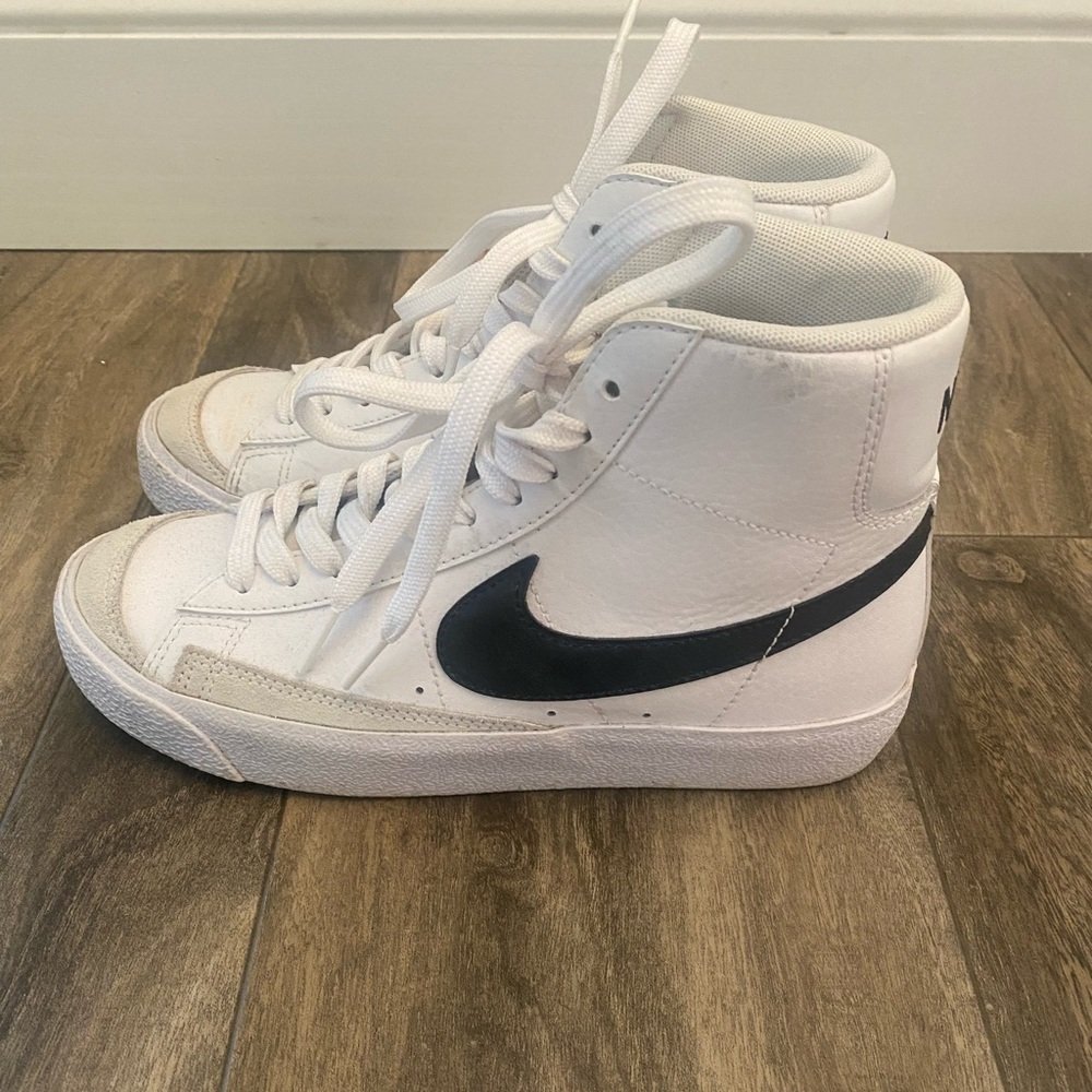 Nike White and Black High-Top Sneakers - Picture 3 of 5